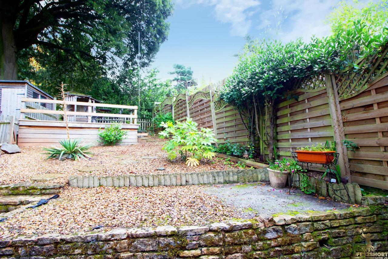 Station Lodge Close To City Centre With Parking Exeter Exterior photo